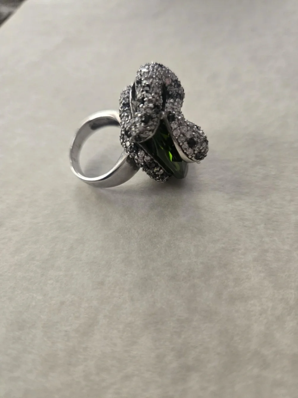 Nadri Olive Green Crystal Snake Ring with Pavé Accents. Sz 8.5